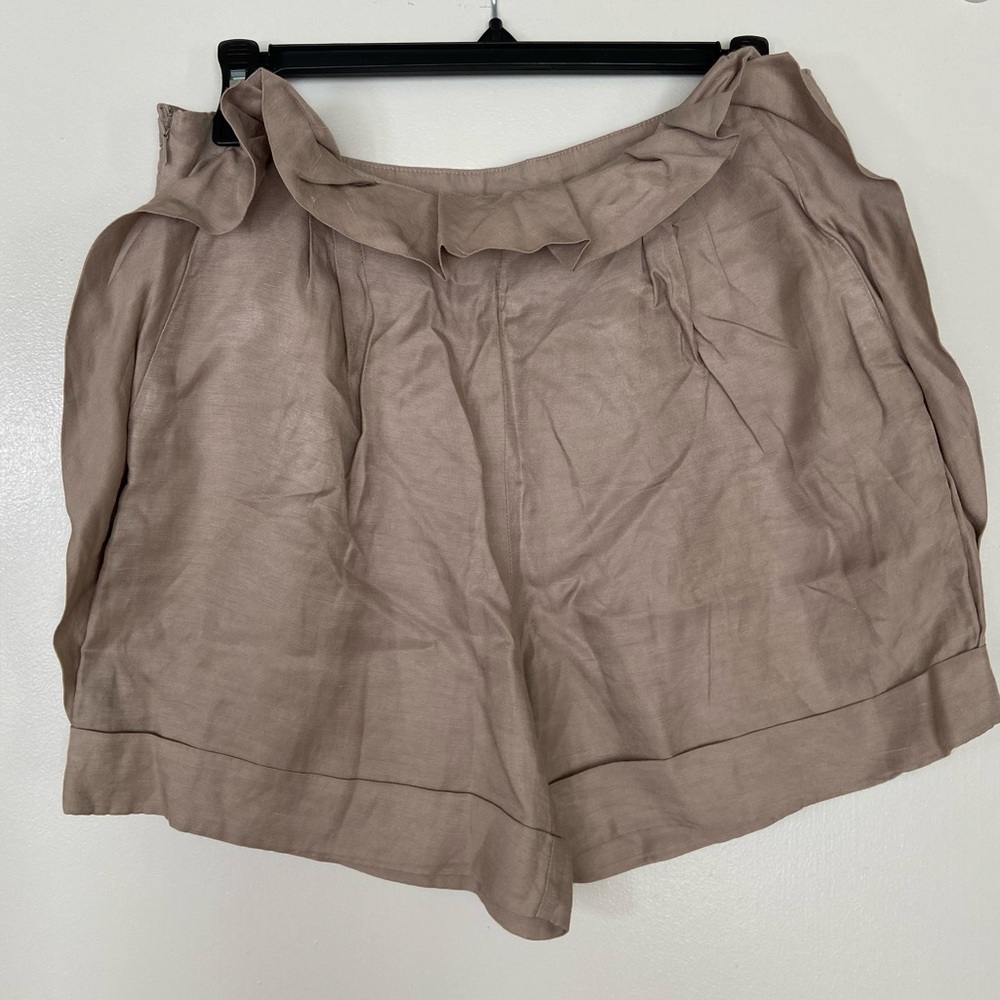 Lily linen shorts, size M